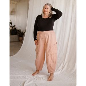 Cedar and vine linen pants